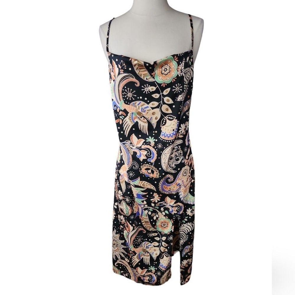 Forever 21 Black and Orange Paisley Midi Dress